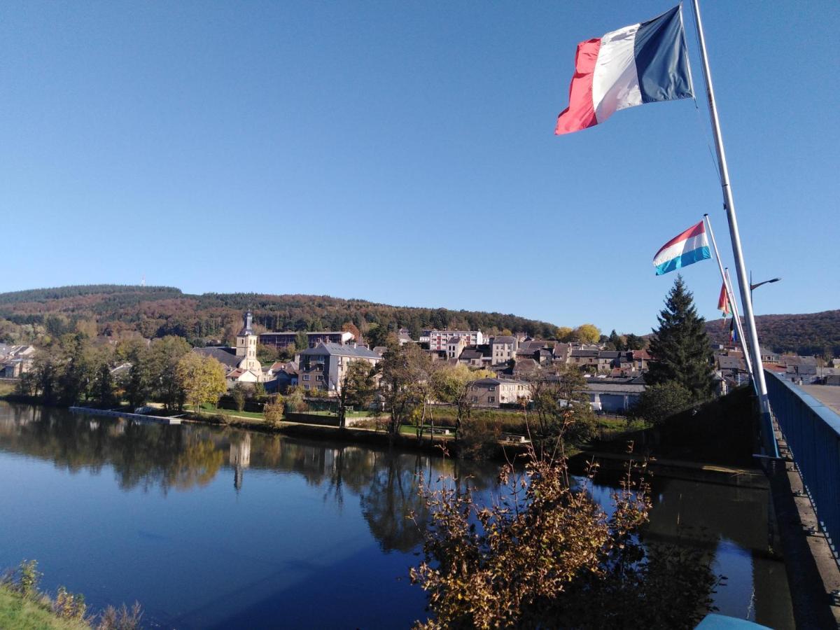 Gite Des Trois Vallees Nouzonville ภายนอก รูปภาพ